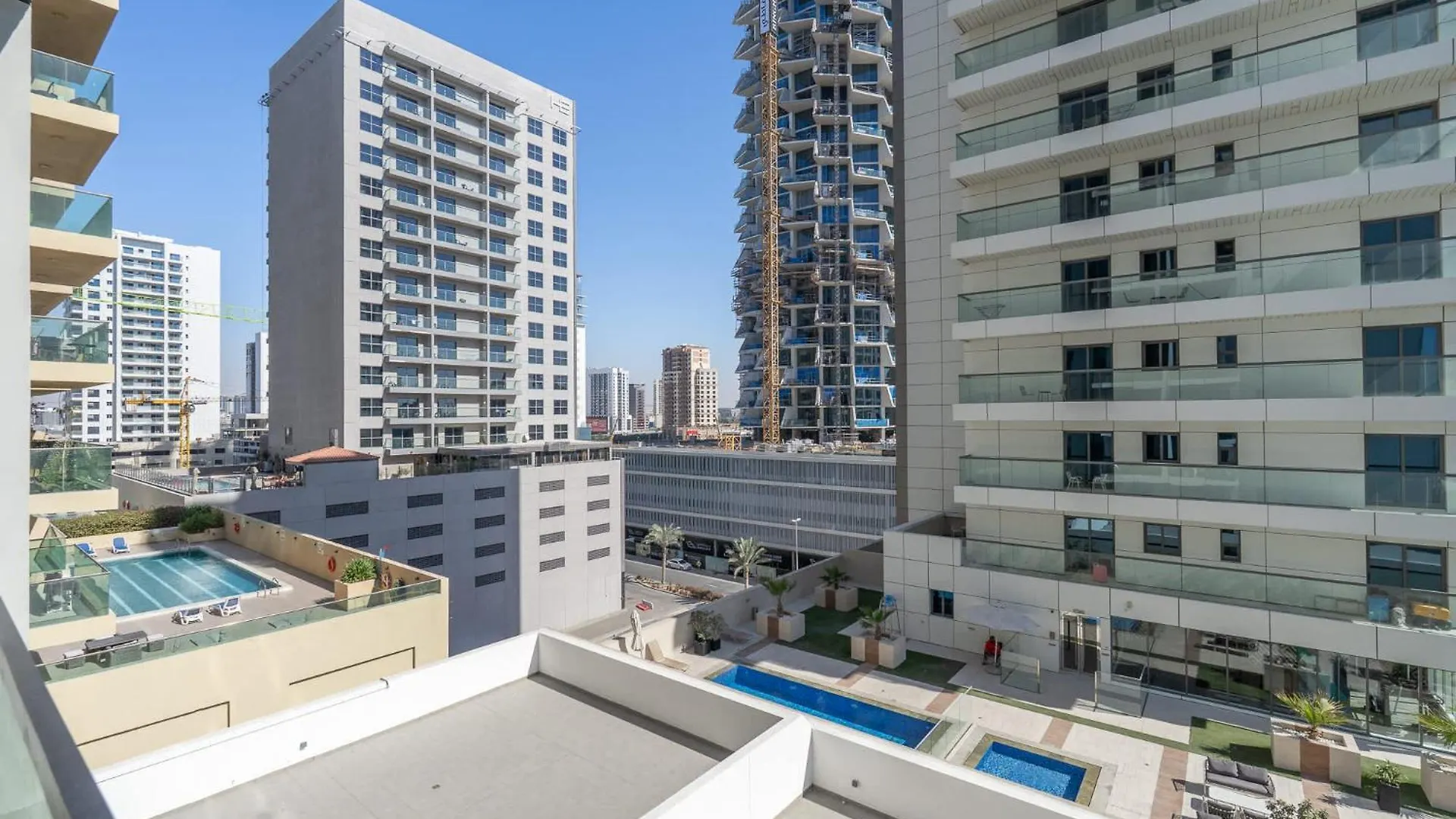 Apartment Astonishing Studio In Empire Residence Jvc Dubai