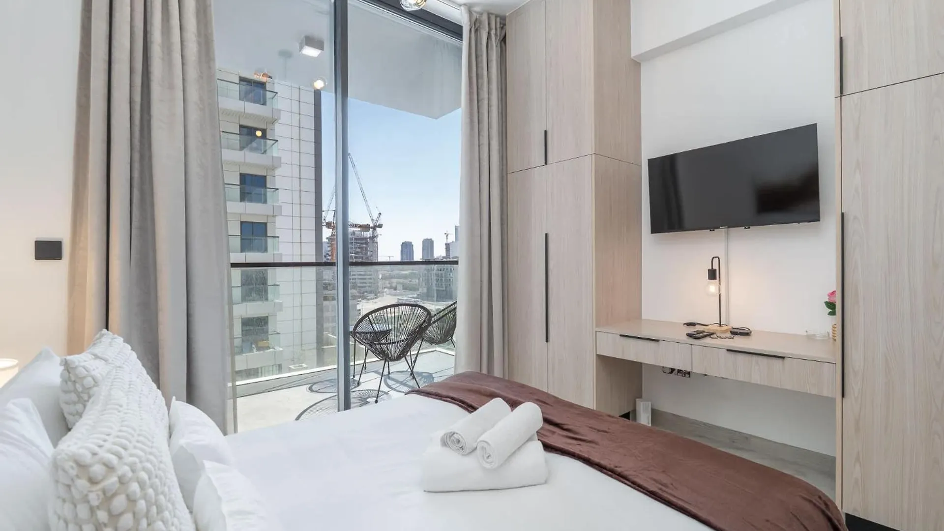 Astonishing Studio In Empire Residence Jvc Dubai United Arab Emirates