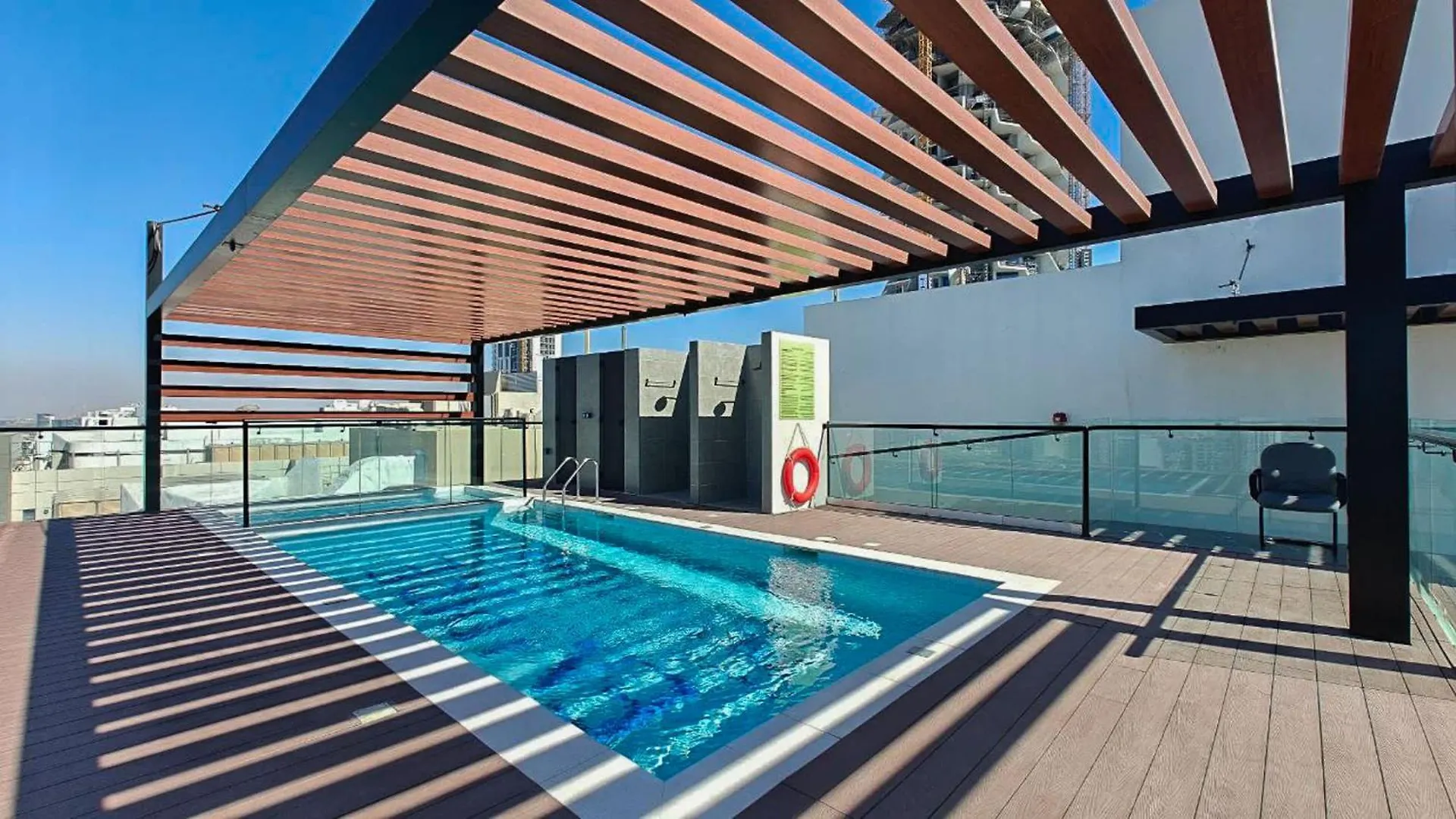Astonishing Studio In Empire Residence Jvc Dubai 0*,